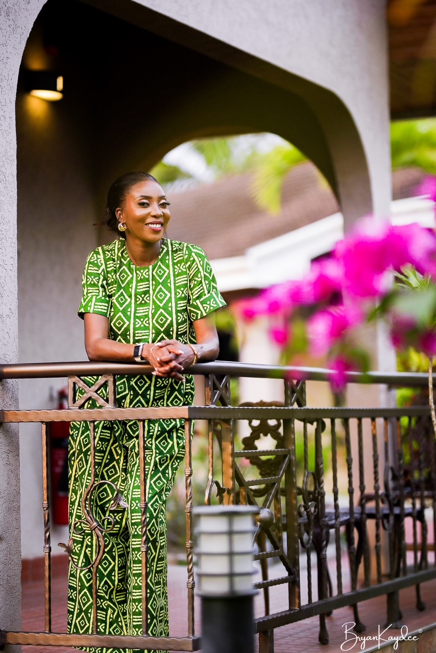 Samira Nayina in an elegant green dress